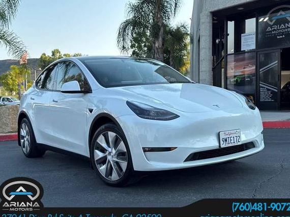 TESLA MODEL Y 2024 7SAYGDEE4RF076171 image